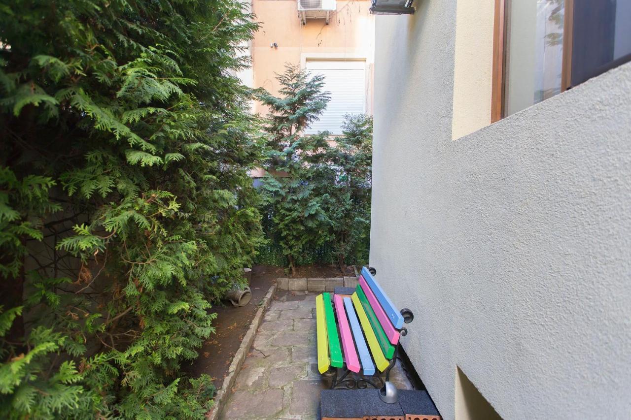 Social Guest House Sofia Bagian luar foto