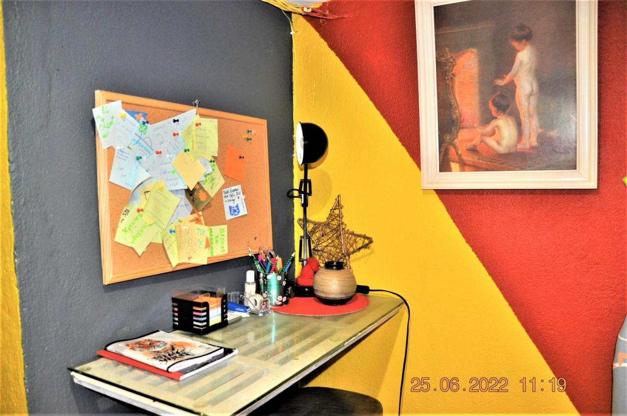 Social Guest House Sofia Bagian luar foto