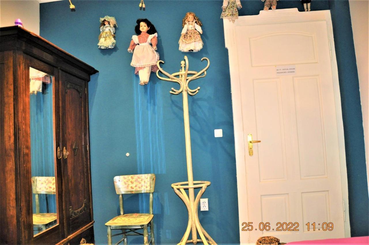 Social Guest House Sofia Bagian luar foto