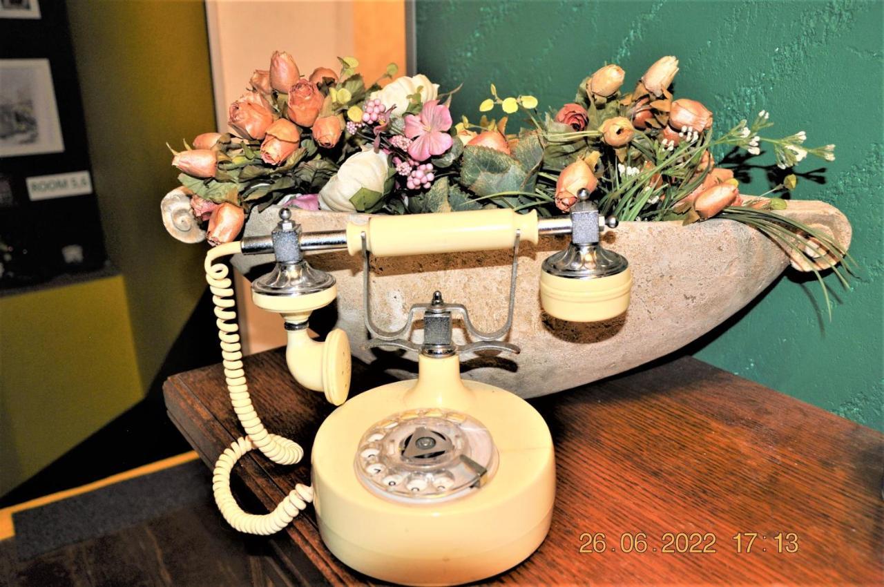 Social Guest House Sofia Bagian luar foto