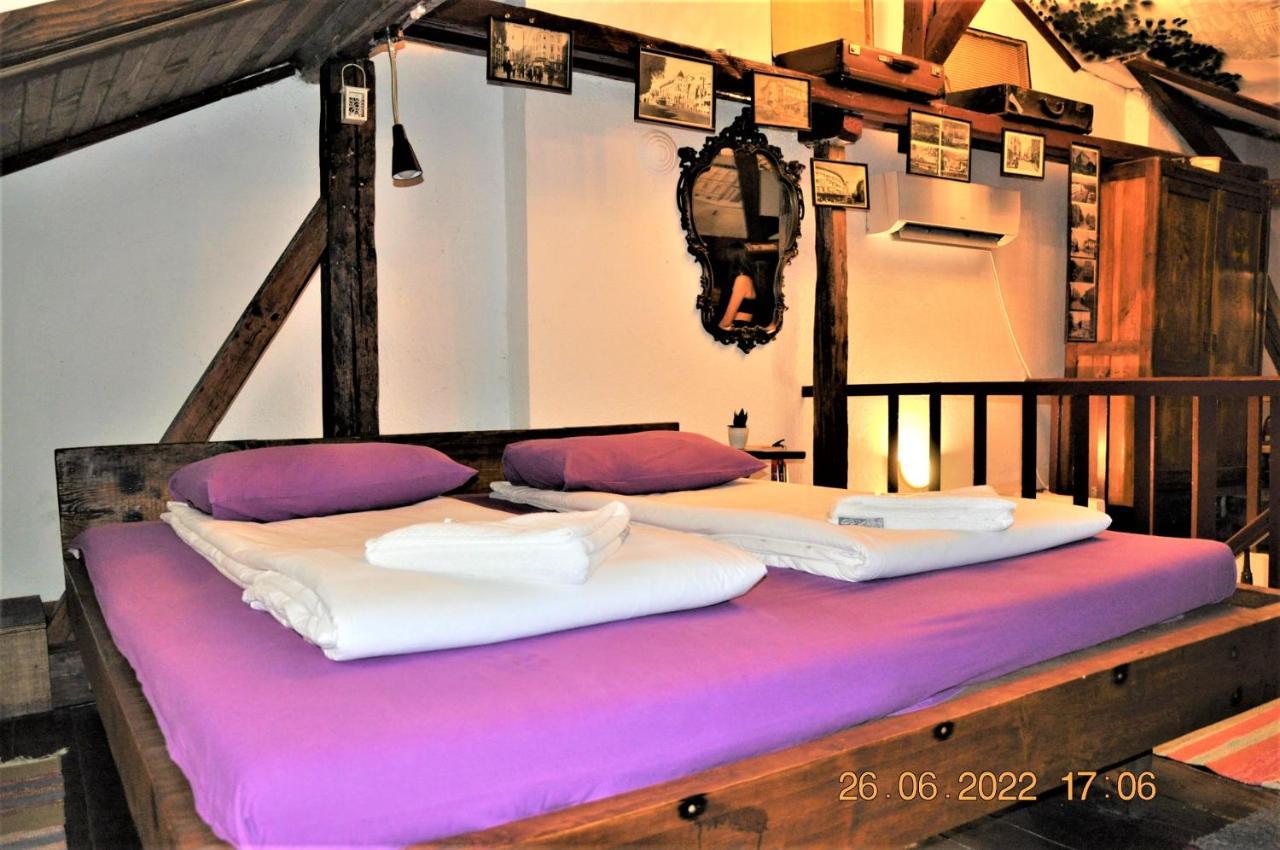 Social Guest House Sofia Bagian luar foto