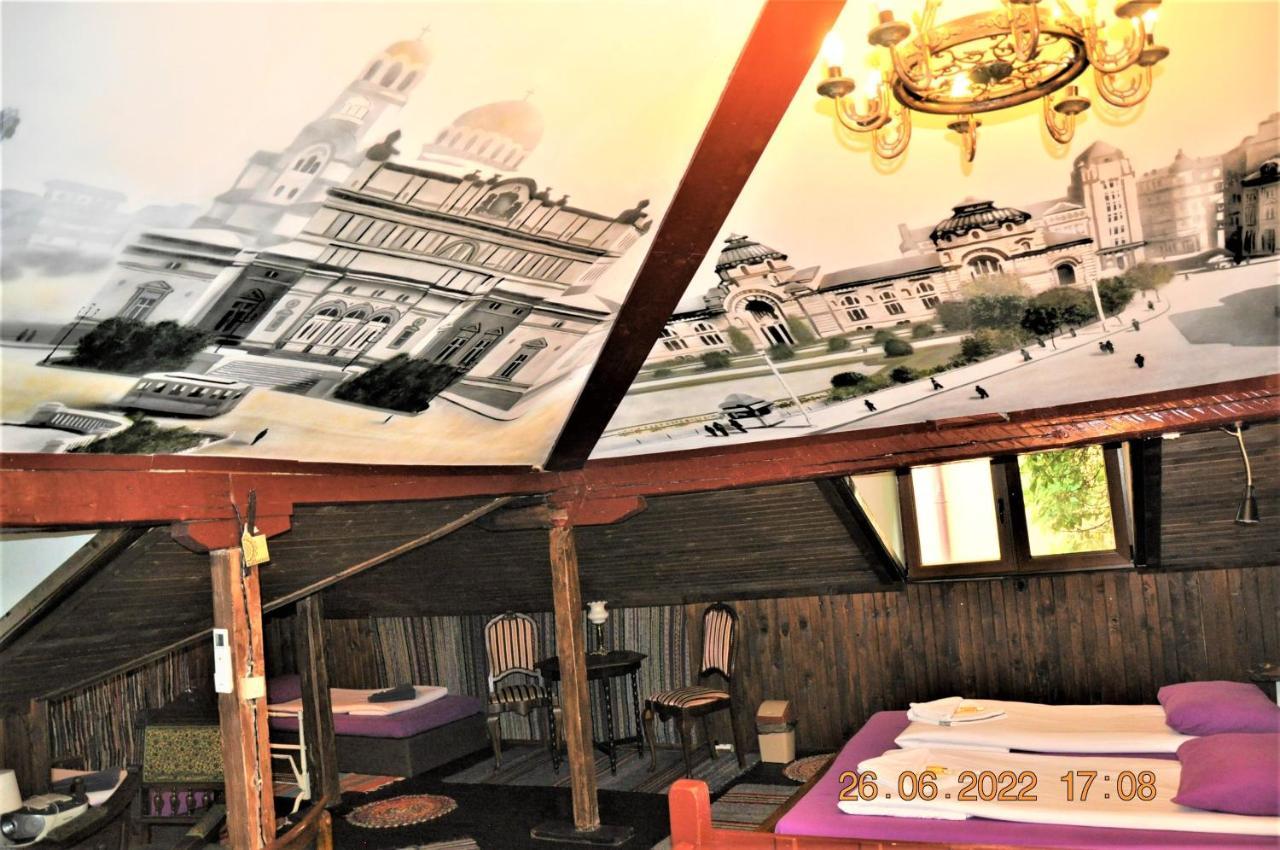 Social Guest House Sofia Bagian luar foto